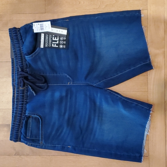 Edgar + Ash Shorts Mens Edgar Ash 5 Pocket Denim Jogger Shorts Size